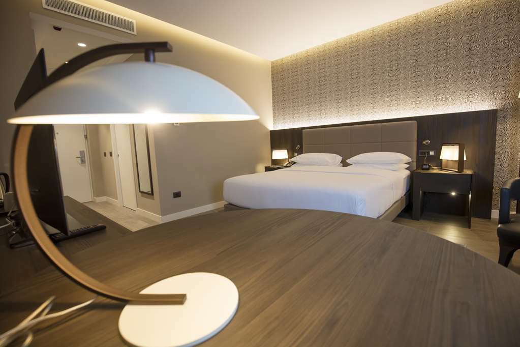 Doubletree By Hilton Pointe-Noire City Centre Pointe Noire Quarto foto